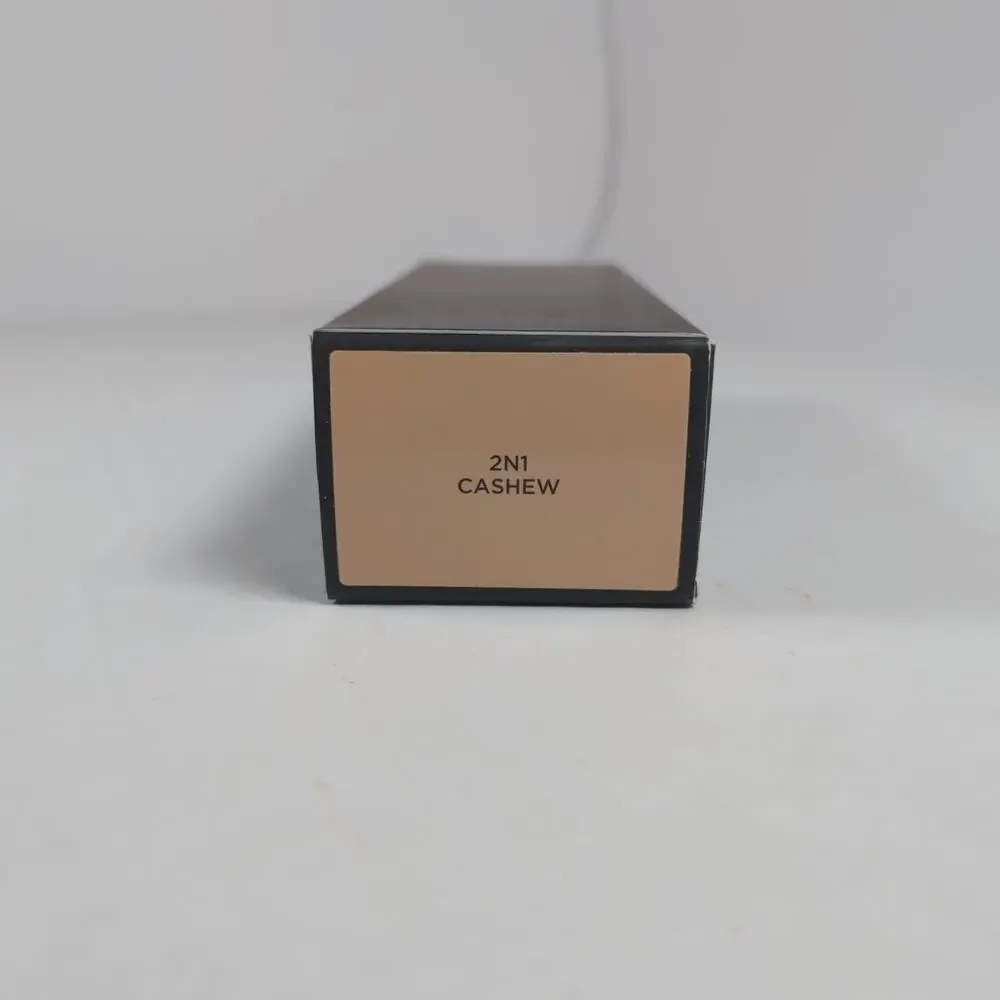 LAURA MERCIER Real Flawless Weightless Perfecting Foundation 1oz NEW 2N1 Cashew